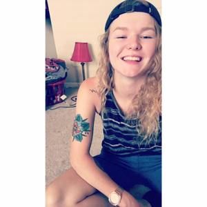 Meet your Posher, Megan